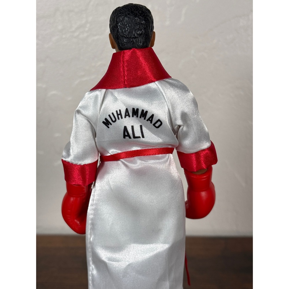 Muhammad Ali Boxing Action Figure 8 Inch Mego Style White Robe Red Gloves 1975 - Picture 4 of 4